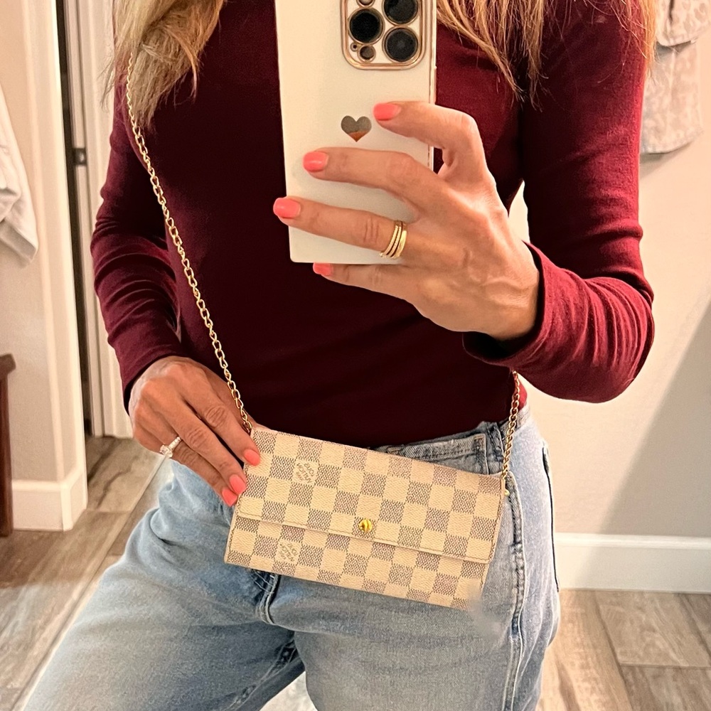 *Authentic* Damier Azul Sara Louis Vuitton Wallet